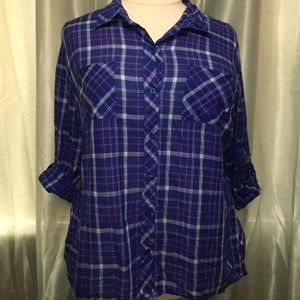 Torrid shirt size 2 2x